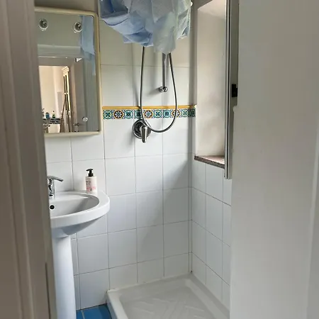 Appartamentino Bianco דירה *